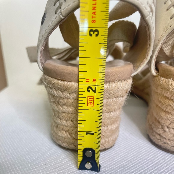 🧡🧡UGG ANKLE WRAPPED Sandals 👡 - Picture 2 of 11